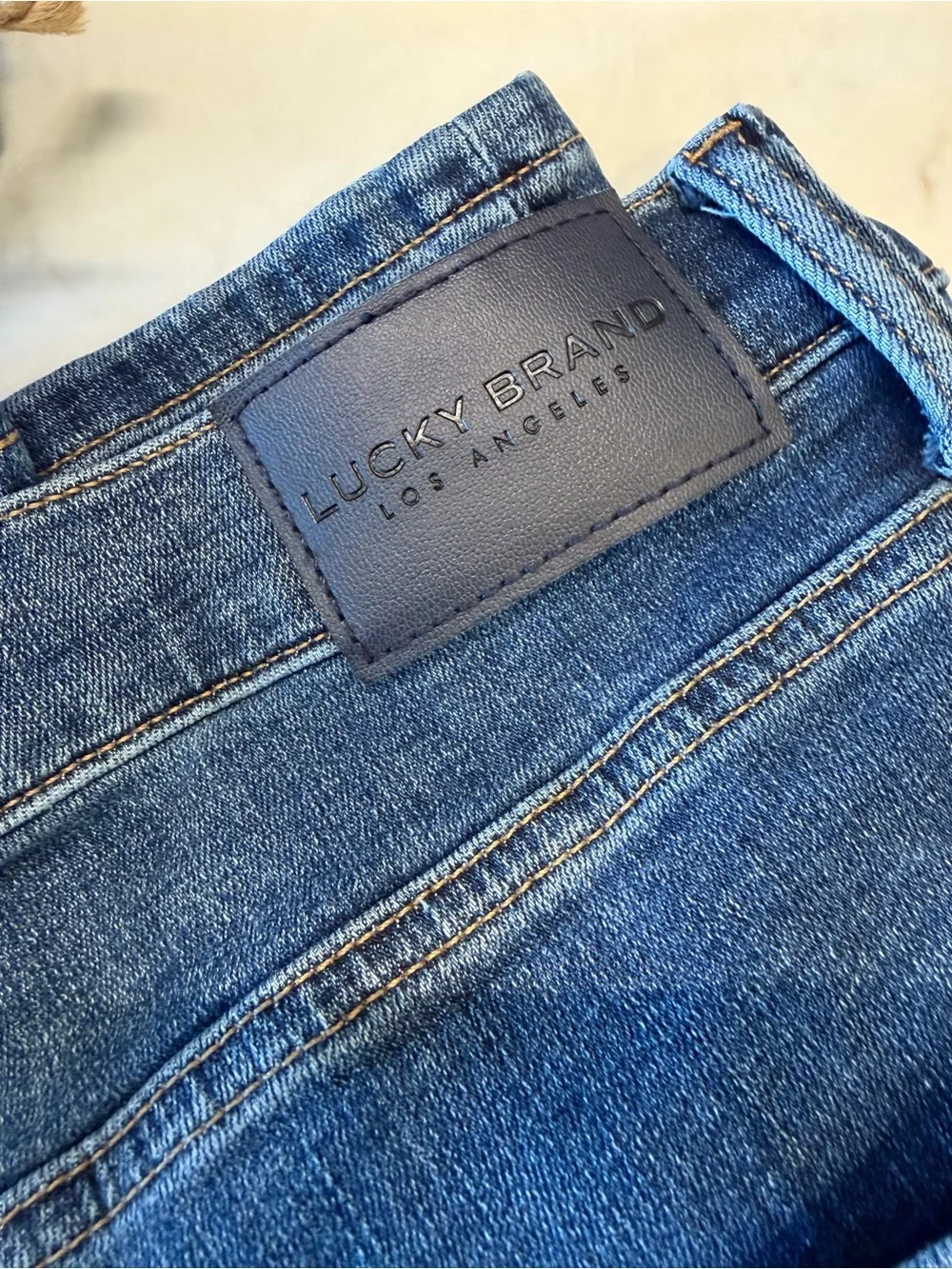 Lucky Brand 410 Athletic Straight Men’s Jeans – 34x32